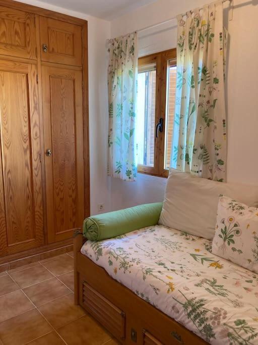 Adosado En Denia Con Gran Jardin Villa Екстериор снимка